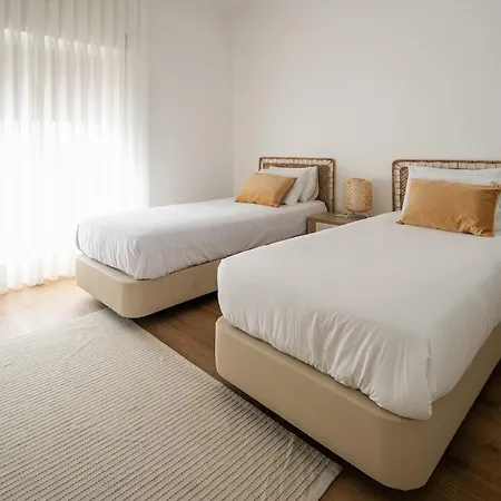 Bright & Spacious By Ferienhaus Ribeira Grande