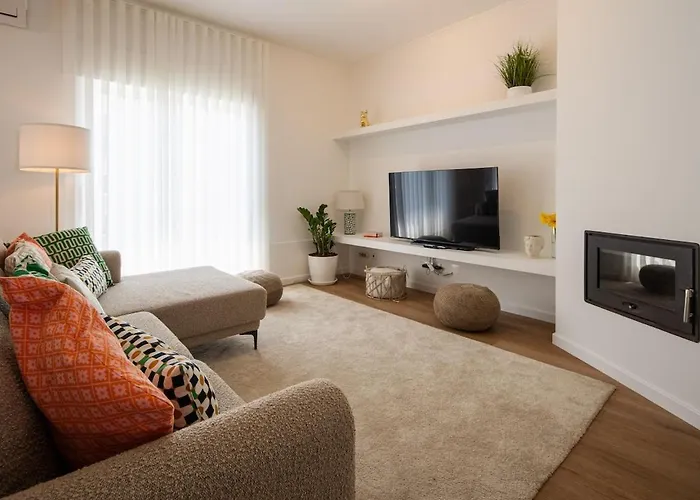 Ferienhaus Bright & Spacious By Ribeira Grande