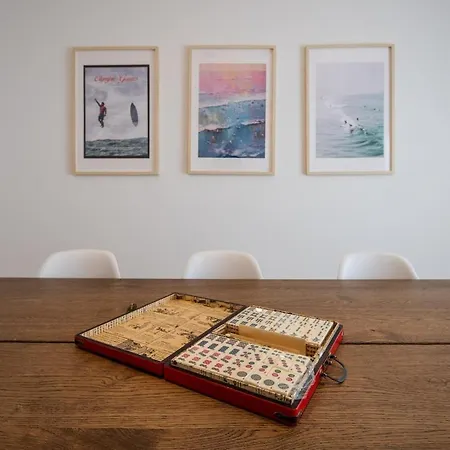 Bright & Spacious By