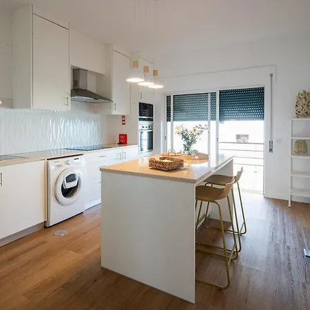 Bright & Spacious By Сasa de vacaciones *