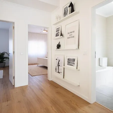 Bright & Spacious By * Ribeira Grande
