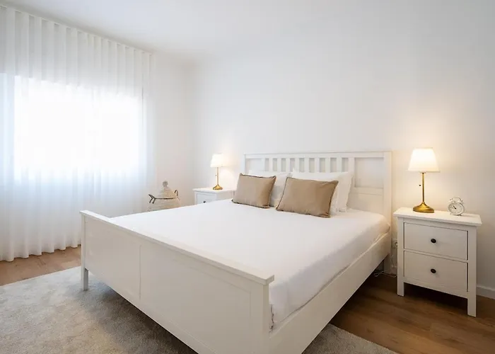 度假居 Bright & Spacious By *